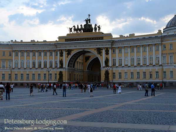 &ldquo;Las Horas Vacias&rdquo; in Saint Petersburg 